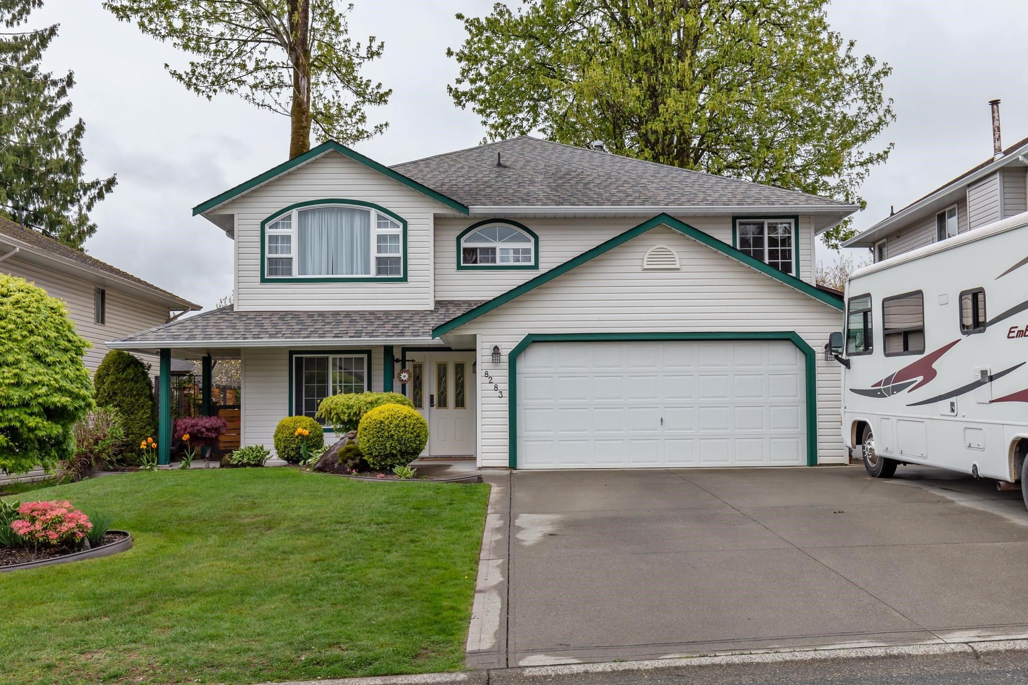 Main Photo: 8283 FORBES Street in Mission: Mission BC House for sale : MLS®# R2685360