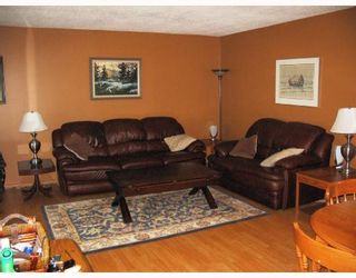 Photo 3: 378 ST GEORGE Road in WINNIPEG: St Vital Residential for sale (South East Winnipeg)  : MLS®# 2810955