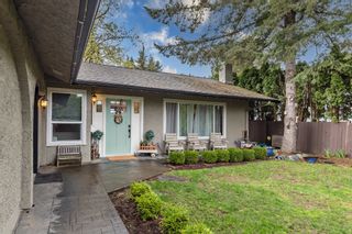 Photo 4: 2371 MIRAUN Crescent in Abbotsford: Abbotsford East House for sale in "McMillan" : MLS®# R2726742