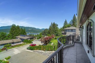 Photo 4: 2329 HENRY Street in Port Moody: Port Moody Centre House for sale : MLS®# R2729439