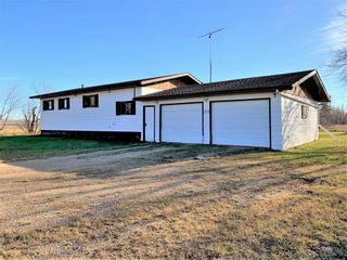 Photo 1: 273 2nd Street North in Rorketon: R31 Residential for sale (R31 - Parkland)  : MLS®# 202126637