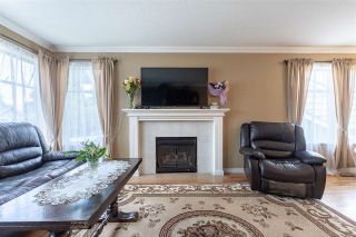 Photo 2: 1760 MORGAN Avenue in Port Coquitlam: Lower Mary Hill House for sale : MLS®# R2385902
