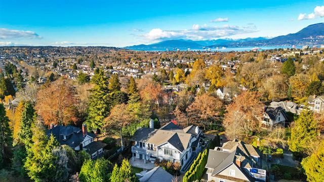 Main Photo: 1980 CEDAR CRESCENT in Vancouver West: Shaughnessy House for sale : MLS®# R2746616