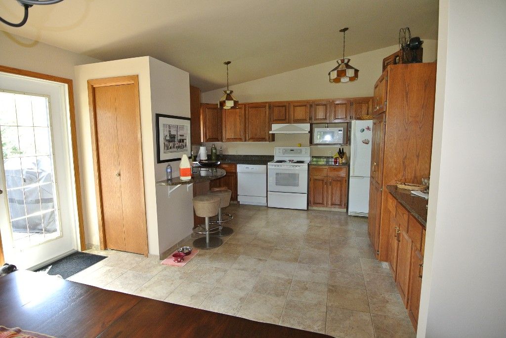 Photo 12: Photos: 23056 River road: Residential for sale