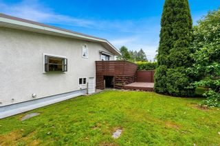 Photo 32: 887 Clarke Rd in Central Saanich: CS Brentwood Bay House for sale : MLS®# 932768
