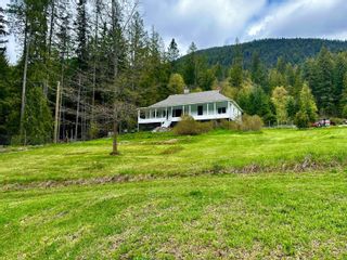 Photo 37: 5759 LONGBEACH RD in Nelson: House for sale : MLS®# 2476389