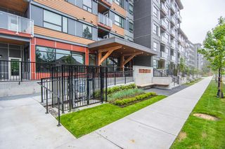 Photo 1: 111 717 BRESLAY Street in Coquitlam: Coquitlam West Condo for sale in "SIMON" : MLS®# R2370658