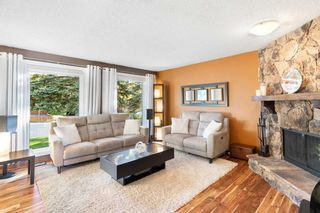 Photo 2: 11 Edgeford Way NW in Calgary: Edgemont Detached for sale : MLS®# A2080645