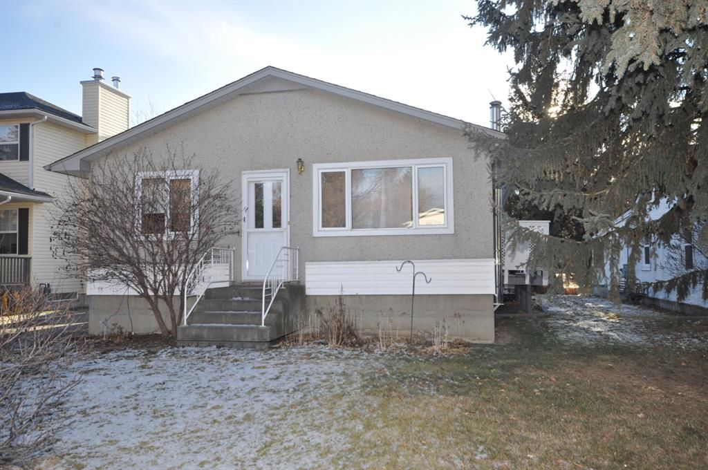 Main Photo: : Lacombe Detached for sale : MLS®# A1172603