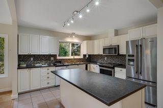 Photo 7: 11088 Baxendale Rd in North Saanich: NS Deep Cove Single Family Residence for sale : MLS®# 967217