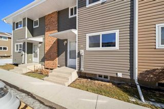 Main Photo: 26 5806 61 Street: Red Deer Row/Townhouse for sale : MLS®# A2113093