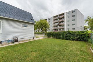 Photo 8: 404 Thames Avenue in Winnipeg: Elmwood Residential for sale (3A)  : MLS®# 202219856