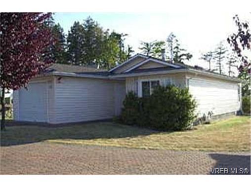 Main Photo: 65 Lekwammen Dr in VICTORIA: VR Glentana Manufactured Home for sale (View Royal)  : MLS®# 266500
