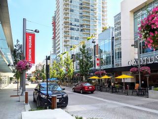 Photo 4: 1209 6080 MCKAY Avenue in Burnaby: Metrotown Condo for sale (Burnaby South)  : MLS®# R2780435