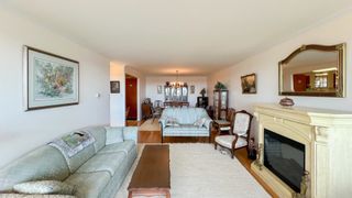 Photo 4: 1705 6651 MINORU Boulevard in Richmond: Brighouse Condo for sale in "Park Towers" : MLS®# R2873400