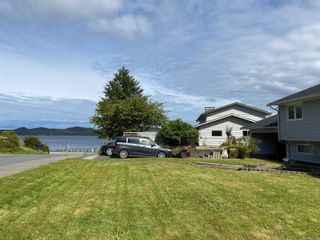 Photo 3: 8725 Seaview Dr in Port Hardy: NI Port Hardy House for sale (North Island)  : MLS®# 878135