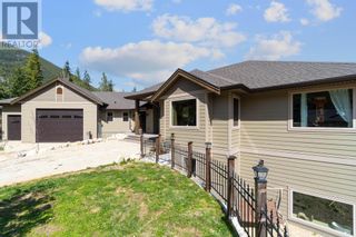 Photo 6: 3500 65 Street, NW in Salmon Arm: House for sale : MLS®# 10282035