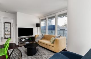 Photo 2: 1706 777 RICHARDS Street in Vancouver: Downtown VW Condo for sale (Vancouver West)  : MLS®# R2704844