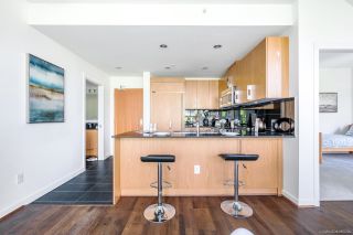 Photo 4: PH10 3479 WESBROOK Mall in Vancouver: University VW Condo for sale in "Ultima" (Vancouver West)  : MLS®# R2700579