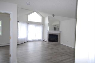Photo 7: 407 20 Sierra Morena Mews SW in Calgary: Signal Hill Apartment for sale : MLS®# A2125393