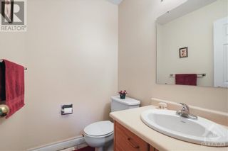 Photo 11: 17 PITTAWAY AVENUE in Ottawa: House for sale : MLS®# 1386742