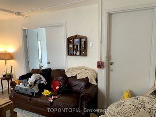Photo 8: 3rd Flr 821-A Bloor Street W in Toronto: Palmerston-Little Italy House (3-Storey) for lease (Toronto C01)  : MLS®# C6813462