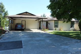 Main Photo: 776 Gleneagles Drive in Kamloops: Sahali House for sale : MLS®# 130424