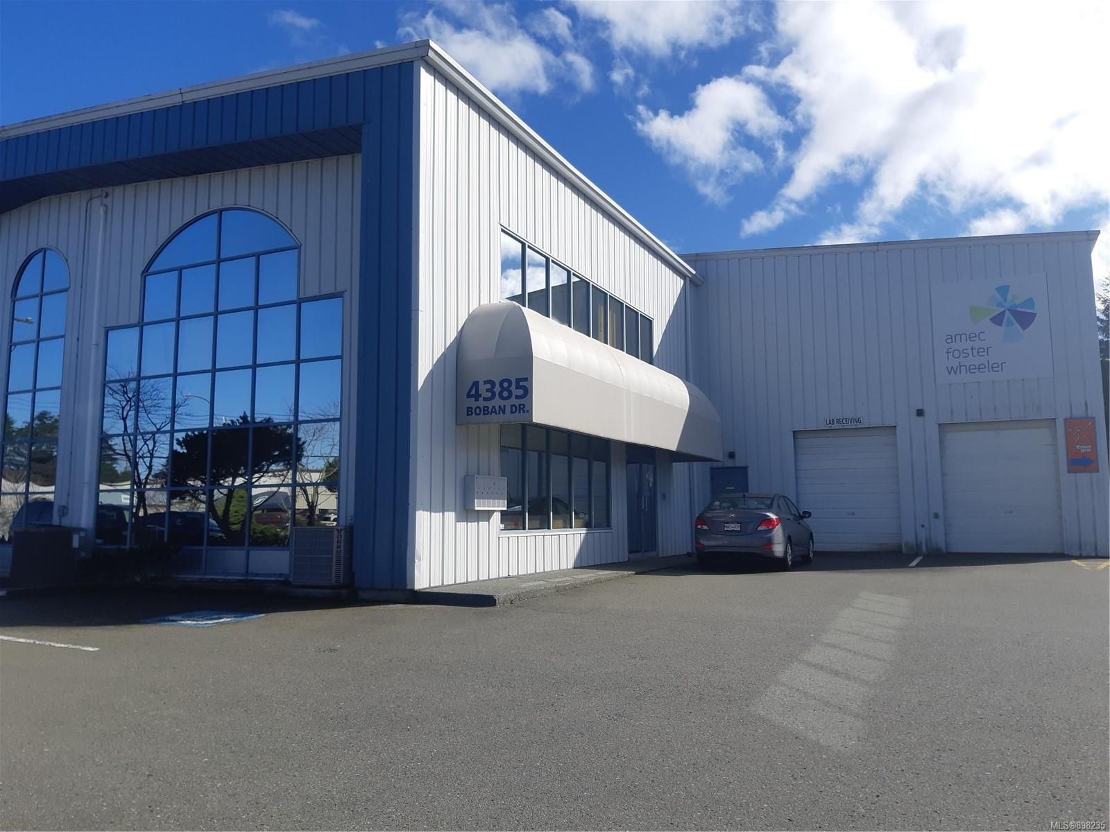 Main Photo: 4385 Boban Dr in Nanaimo: Na Diver Lake Industrial for lease : MLS®# 898235