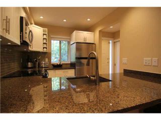 Photo 4: 30 2978 WALTON Avenue in Coquitlam: Canyon Springs Townhouse for sale in "CREEK TERRACE" : MLS®# V1084582