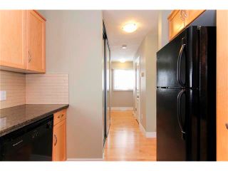 Photo 10: 267 78 Glamis Green SW in Calgary: Glamorgan House for sale : MLS®# C4024998
