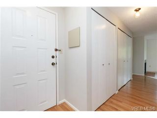 Photo 2: 206 1068 Tolmie Ave in VICTORIA: SE Maplewood Condo for sale (Saanich East)  : MLS®# 728377