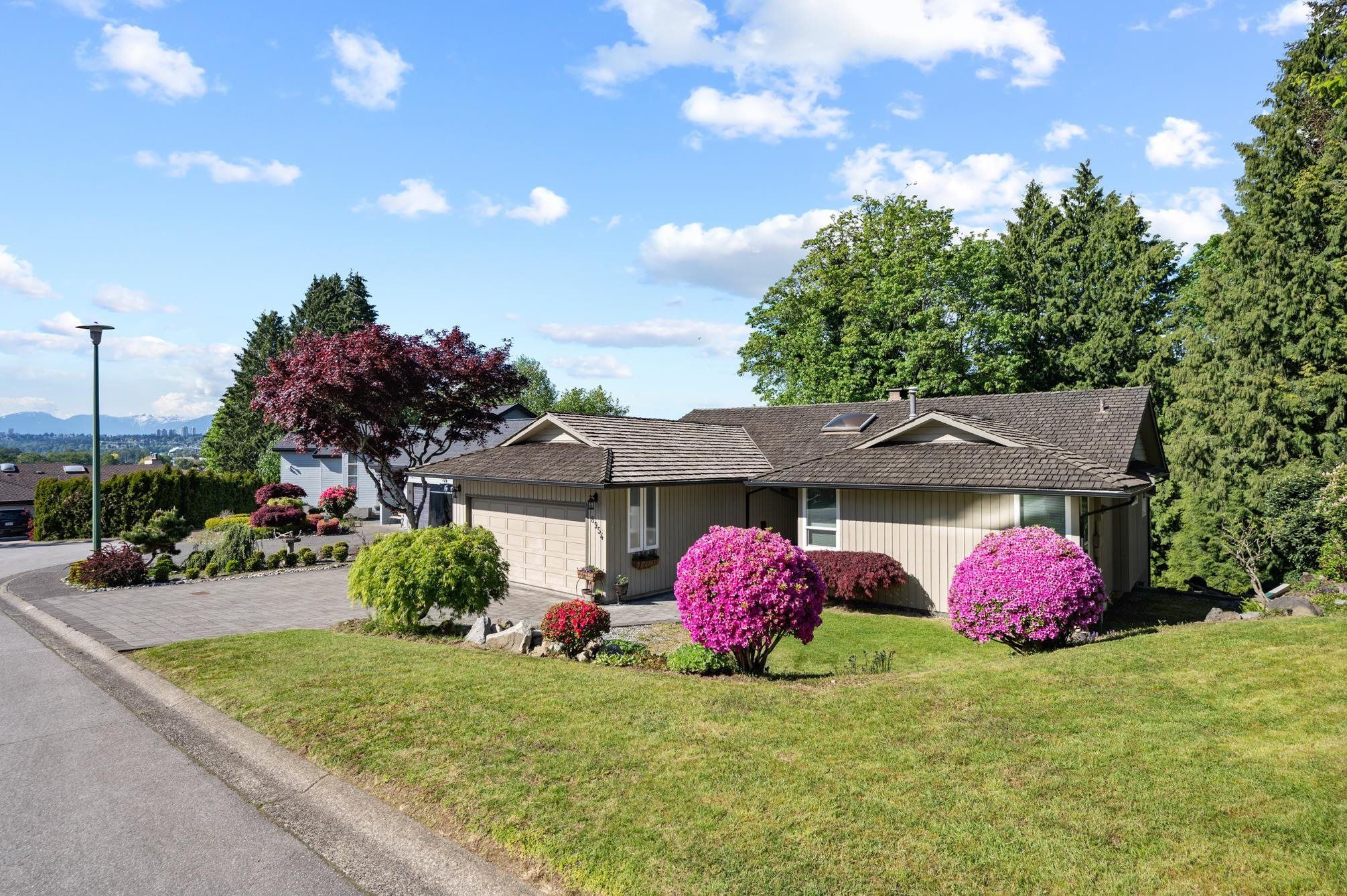 Main Photo: 8954 NELSON View in Delta: Nordel House for sale (N. Delta)  : MLS®# R2701010