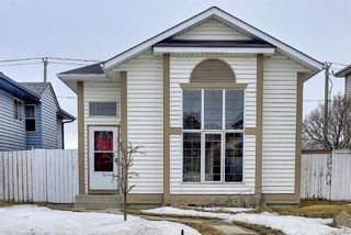 Photo 3: 11 Coverdale Way NE in Calgary: Coventry Hills Detached for sale : MLS®# A1085529