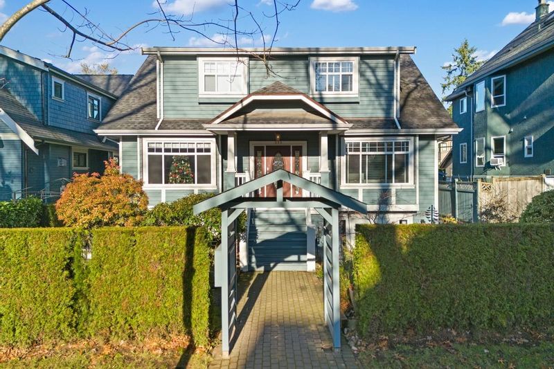 FEATURED LISTING: 2 - 355 15TH Avenue West Vancouver