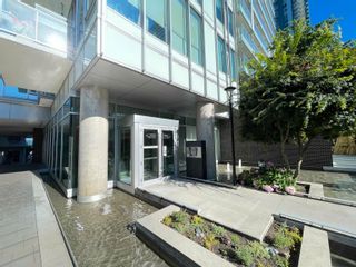 Photo 3: 2109 8131 NUNAVUT Lane in Vancouver: Marpole Condo for sale in "MC2" (Vancouver West)  : MLS®# R2710918