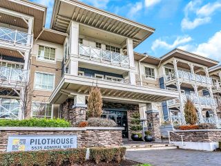 Photo 2: 102 5535 ADMIRAL Way in Delta: Neilsen Grove Condo for sale in "PILOTHOUSE" (Ladner)  : MLS®# R2870015
