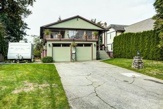 Photo 2: 12451 KLASSEN Place in Maple Ridge: Northwest Maple Ridge House for sale in "THE GLADES" : MLS®# R2627420