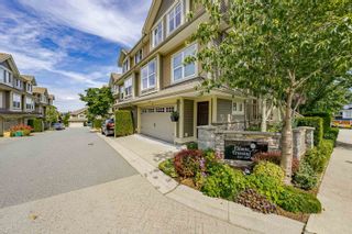 Photo 3: 17 7177 179 Street in Surrey: Cloverdale BC Townhouse for sale in "Ebbens Crossing" (Cloverdale)  : MLS®# R2729466