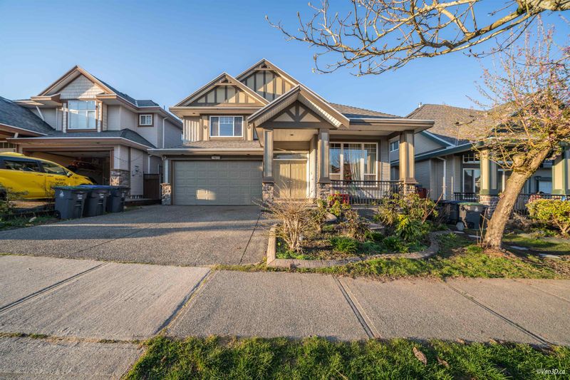 FEATURED LISTING: 14635 76 Avenue Surrey