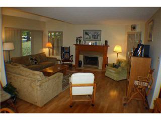 Photo 2: 5715 OWL Court in North Vancouver: Grouse Woods Townhouse for sale in "SPYGLASS HILLS" : MLS®# V1003629