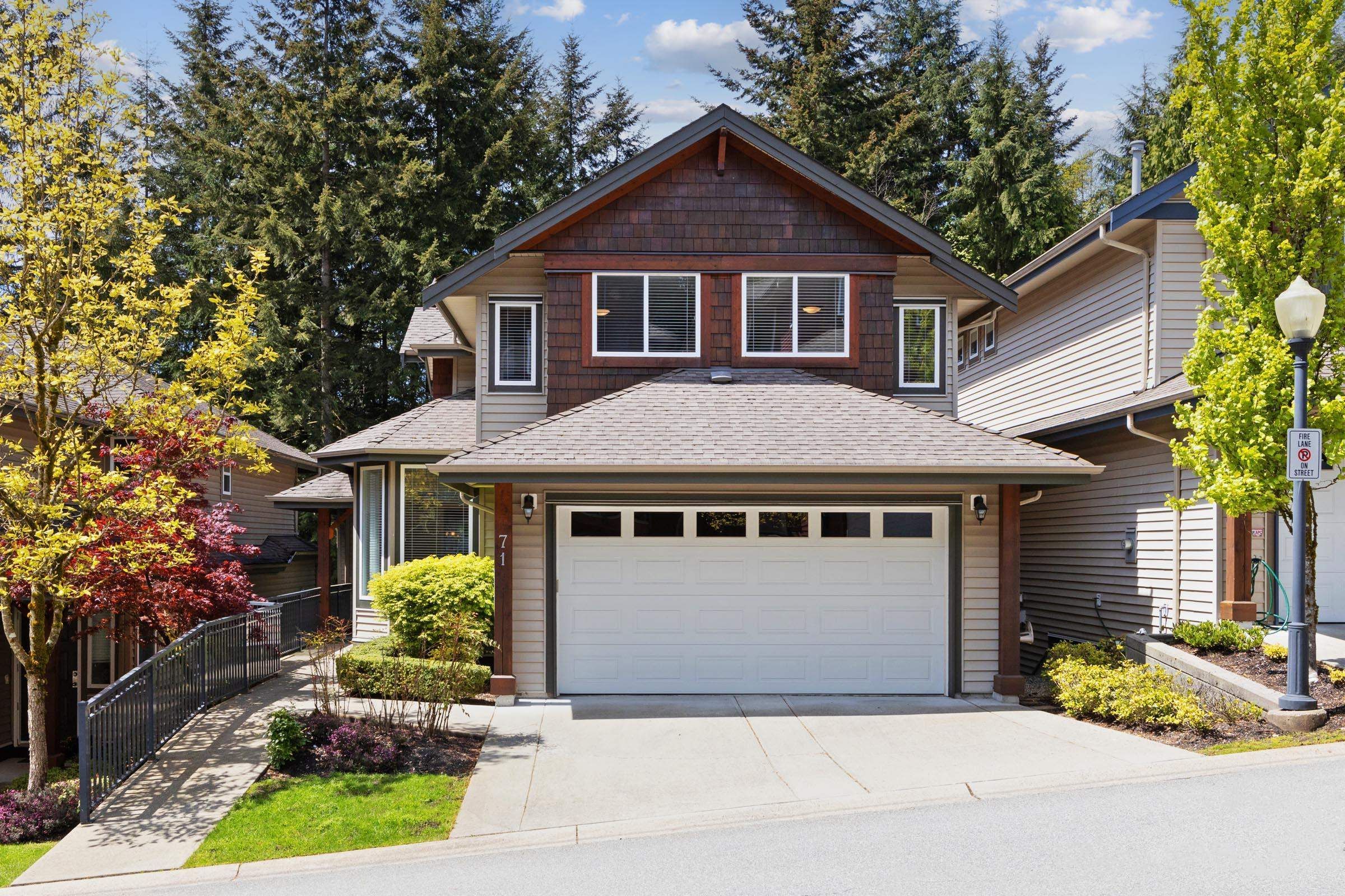 Main Photo: 71 1701 PARKWAY Boulevard in Coquitlam: Westwood Plateau House for sale : MLS®# R2689828