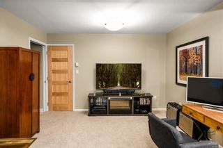 Photo 32: 27 118 Aldersmith Pl in View Royal: VR Glentana Row/Townhouse for sale : MLS®# 890387