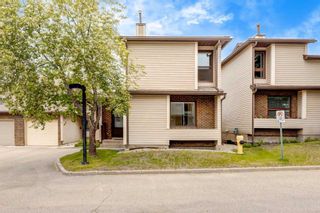 Main Photo: 18 76 Cedardale Crescent SW in Calgary: Cedarbrae Detached for sale : MLS®# A2137945