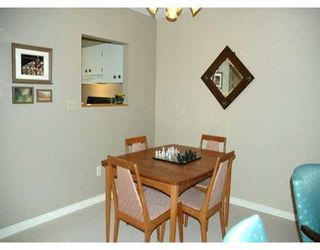Photo 3: 1 307 AFTON LN in Port Moody: North Shore Pt Moody Townhouse for sale in "HIGHLAND PARK" : MLS®# V597932