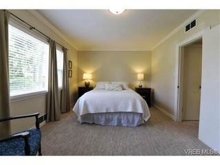 Photo 11: 2235 Tashy Pl in VICTORIA: SE Arbutus House for sale (Saanich East)  : MLS®# 723020
