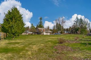 Photo 2: 4655 SADDLEHORN Crescent in Langley: Salmon River House for sale : MLS®# R2766568