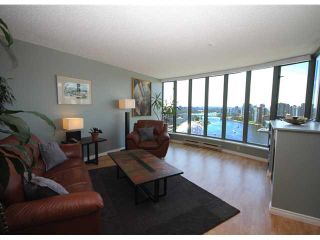 Photo 3: 2302 1188 QUEBEC Street in Vancouver: Mount Pleasant VE Condo for sale in "CITYGATE I" (Vancouver East)  : MLS®# V901604