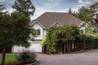 Photo 1: 3704 Arbutus Ridge in VICTORIA: SE Ten Mile Point House for sale (Saanich East)  : MLS®# 825961