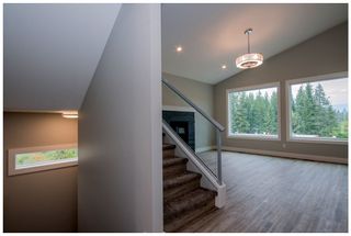 Photo 4: 2171 Southeast 14 Avenue in Salmon Arm: Hillcrest Heights House for sale : MLS®# 10167747