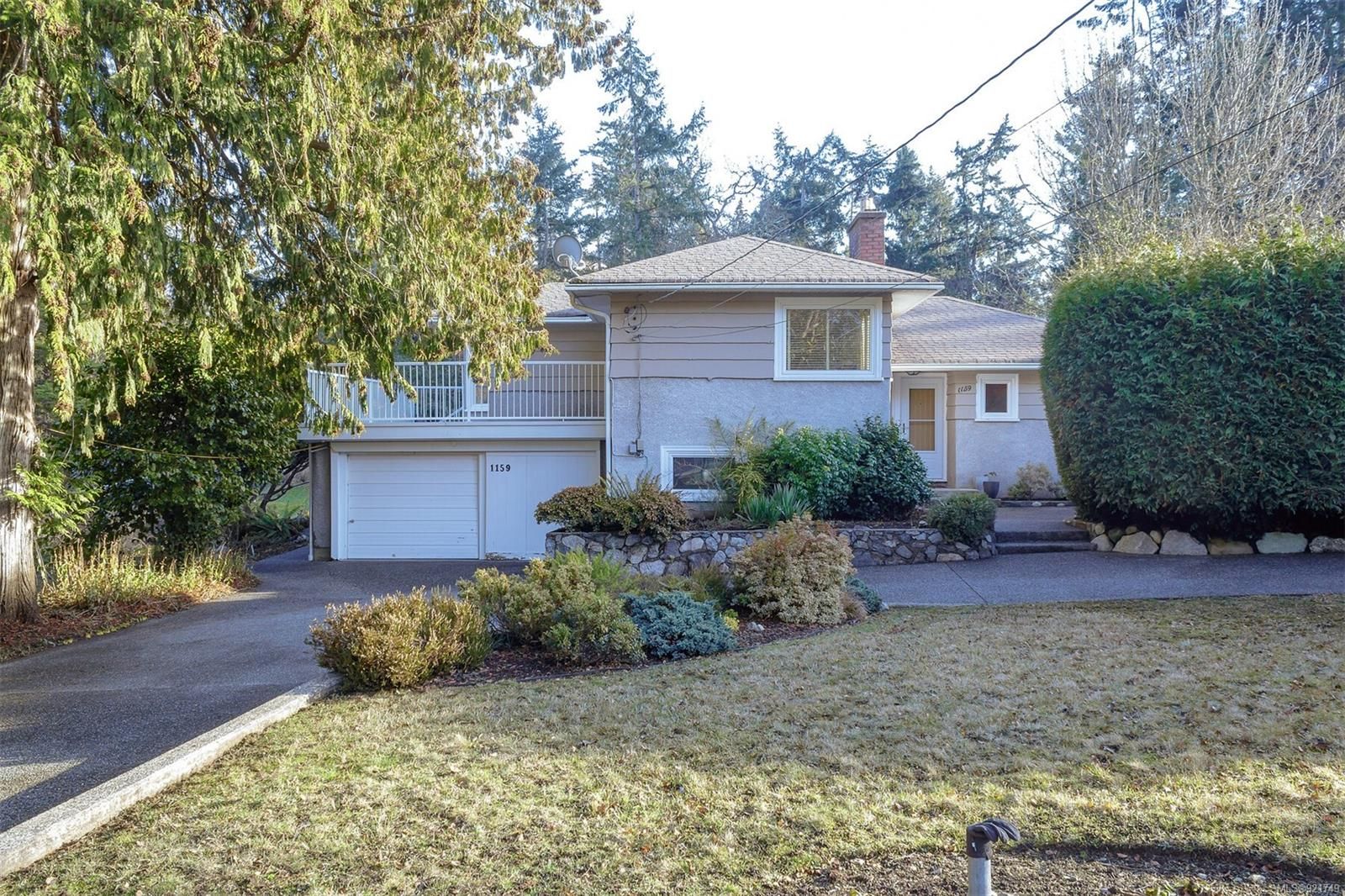 Main Photo: 1159 Timber Lane in Saanich: SE Cordova Bay House for sale (Saanich East)  : MLS®# 921749